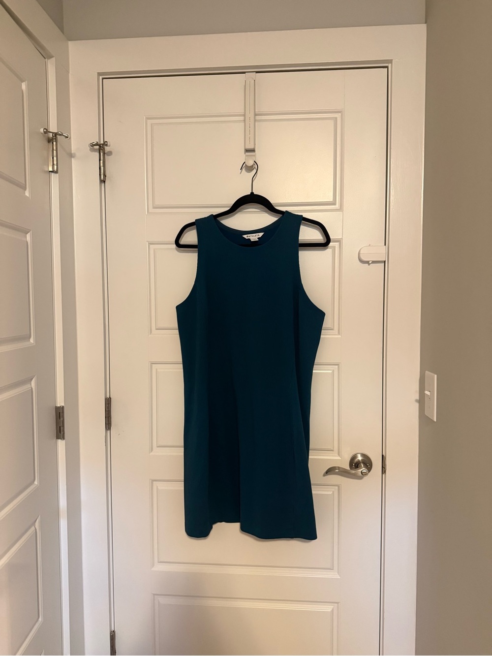 Athleta Sleeveless Teal Shift Dress